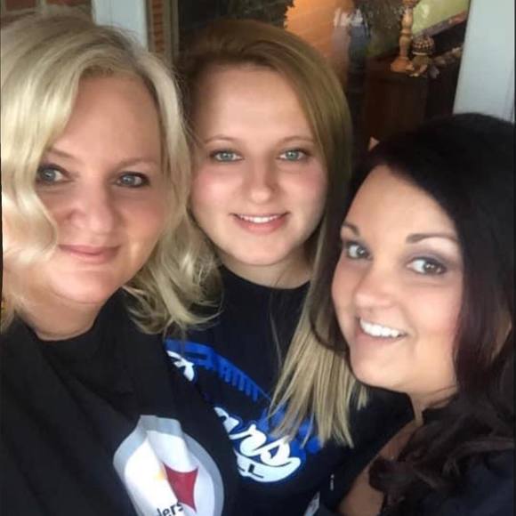 Meet your Posher, Simone - Picture 1 of 1